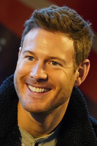 Ảnh của Tom Hopper
