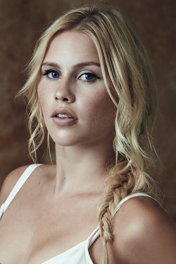Ảnh của Claire Holt