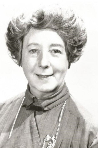 Ảnh của Mona Washbourne